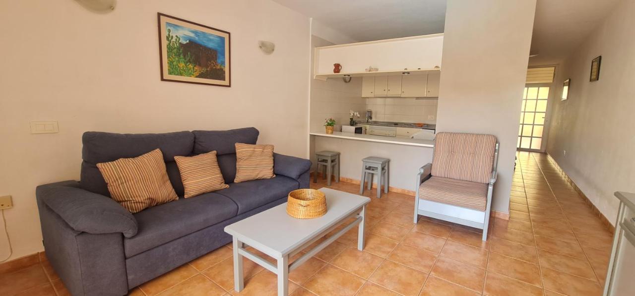 Vivienda Vacacional Marineda Sol Con Piscina El Medano Zewnętrze zdjęcie