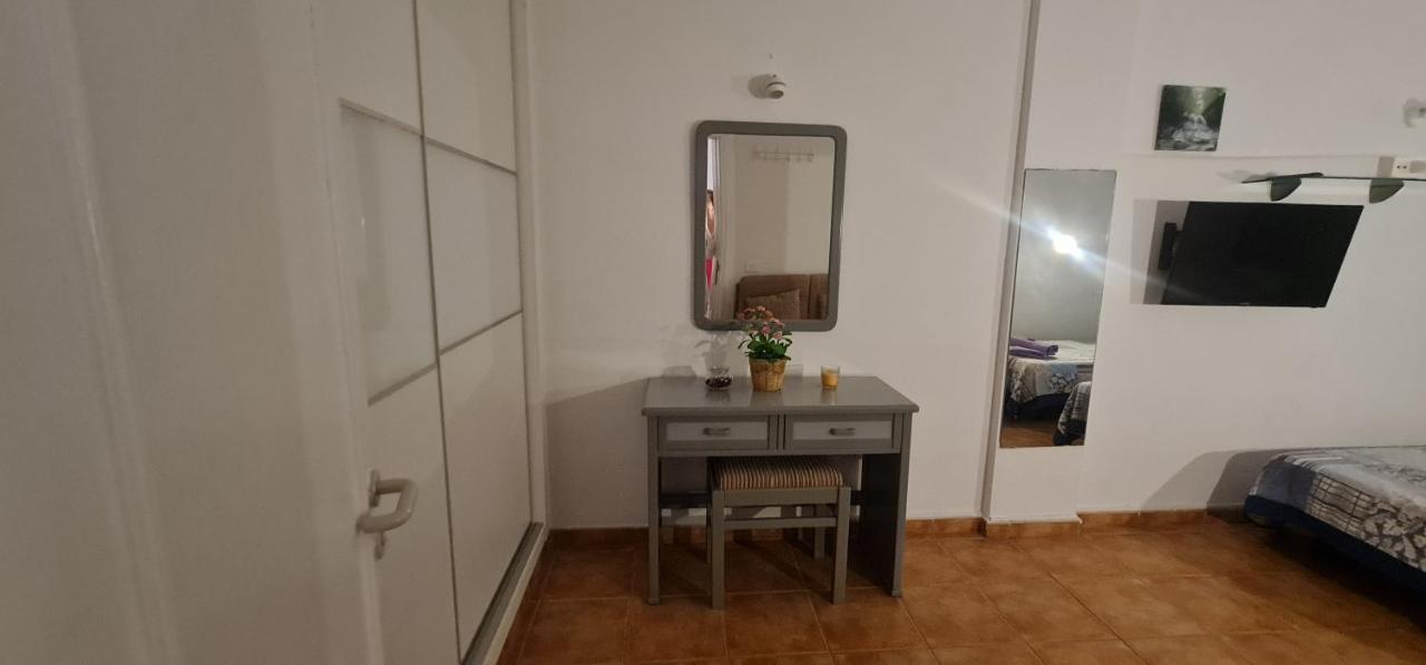 Vivienda Vacacional Marineda Sol Con Piscina El Medano Zewnętrze zdjęcie
